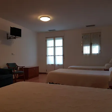 Restaurante La Charola Hotel 3*