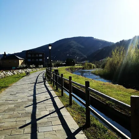 Restaurante La Charola 3*